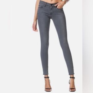 Frame denim le skinny de jeanne 24